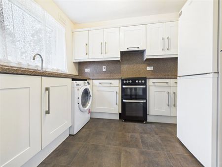 Oakley Close, Isleworth, TW7 - Photo 3