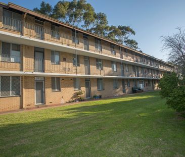 Low-maintenance, lock-and-leave lifestyle! - Photo 5