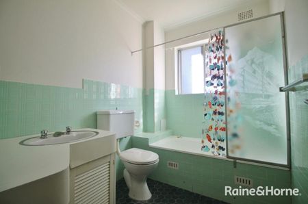 COASTAL LIVING IN A SPACIOUS APARTMENT! - Photo 5