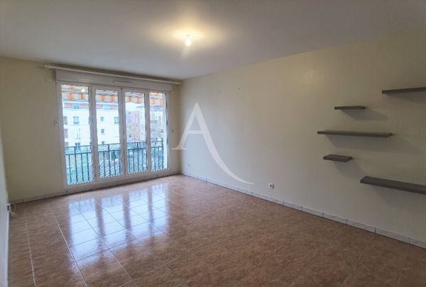 Location Appartement 2 pièces 49m² - Photo 1