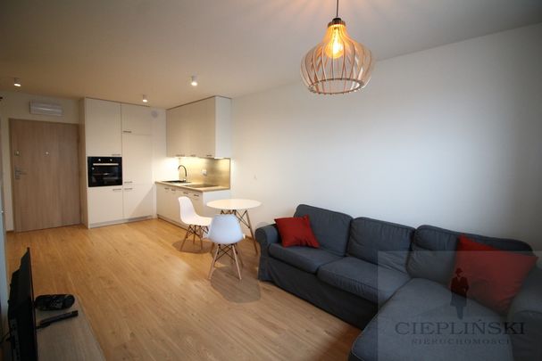 2 pokoje z balkonem i miejscem parkingowym - Photo 1