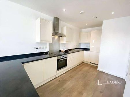 Varity House, Vicarage Farm Road, Peterborough, Cambridgeshire, PE1 - Photo 4