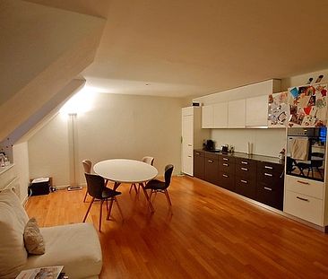 2½ Zimmer-Wohnung in Luzern, möbliert, auf Zeit - Photo 2