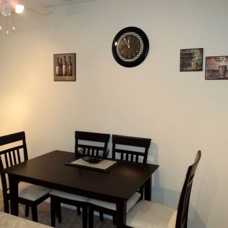 413, 60 Lawford Ave *furnished* - Photo 3