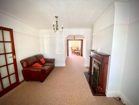 Whittington Avenue, Hayes - Photo 2