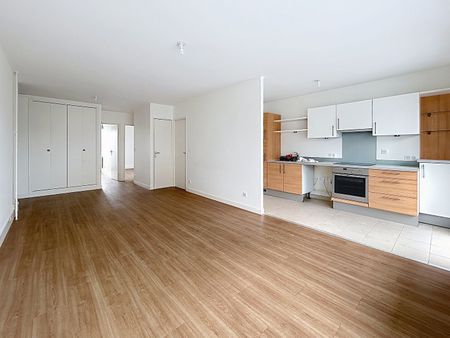 Appartement à louer - REIMS - SAINT REMI - Photo 3
