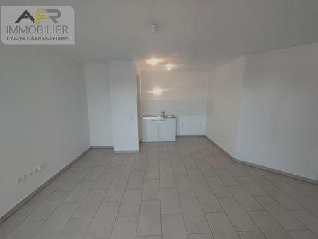 Location Appartement 2 pièces 47m² - Photo 5