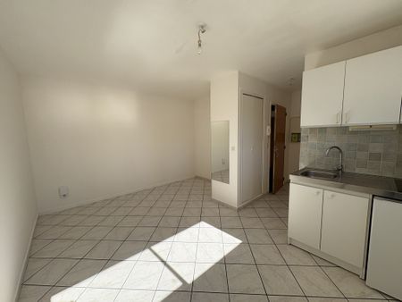 Location Appartement 1 pièce 18m² VILLEBON SUR YVETTE 91140 - Photo 2