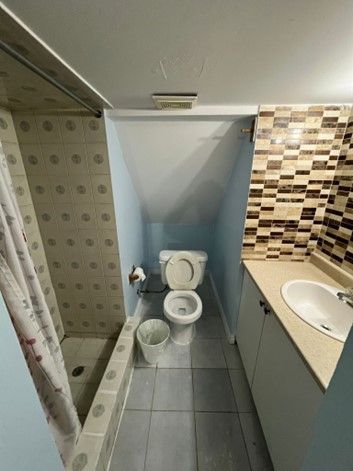 For Lease - 14 Saddleback Square Unit# Bsmt, Brampton, Ontario - Photo 2