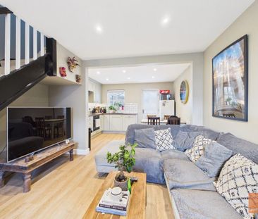 2 bedroom semi-detached house to rent - Photo 2