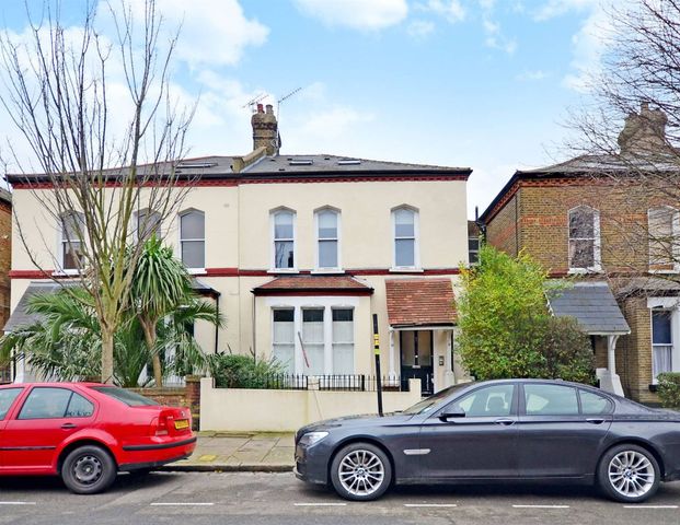 Finsbury Park Road, London N4 - Photo 1