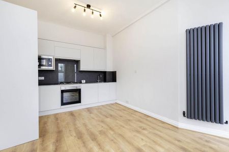 Newly refurbished wood floors zone one location mins to tube & shops - Photo 2