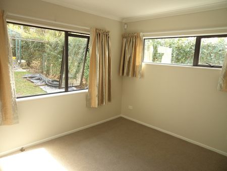 Two Bedroom home in Dinsdale - Photo 4