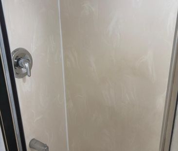 For Lease - 859 Mary Street, Oshawa, Ontario - Photo 5