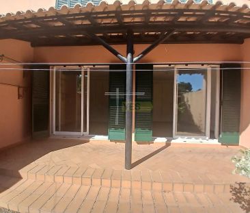 Apartment T2 in Charneca de Caparica e Sobreda, Almada - Photo 1