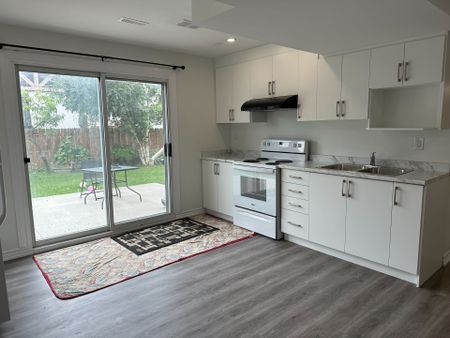 For Lease - 158 Keefer Road, Thorold, Ontario - Photo 5