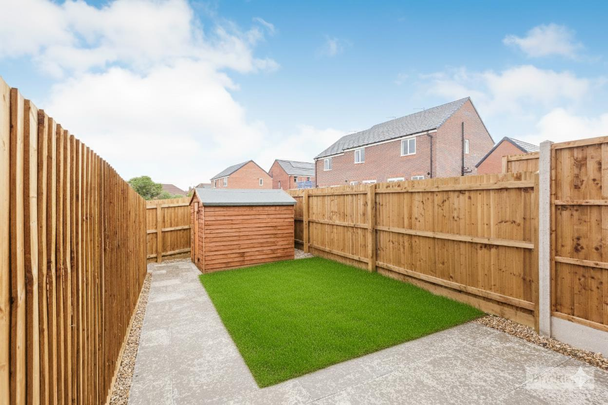 Gamble Avenue, Leicester, Fleckney - Photo 1