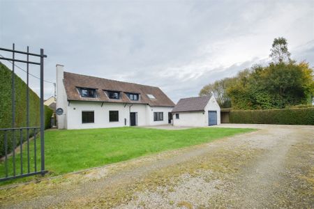 Villa op een afgesloten domein in een doodlopende straat. - Photo 5