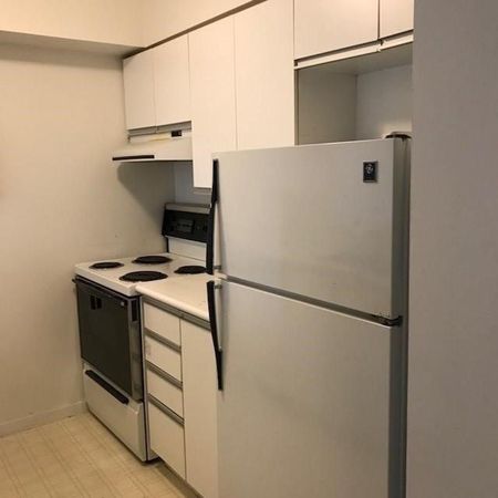For Lease - 1 Hickory Tree Road Unit# 1405, Toronto, Ontario - Photo 3