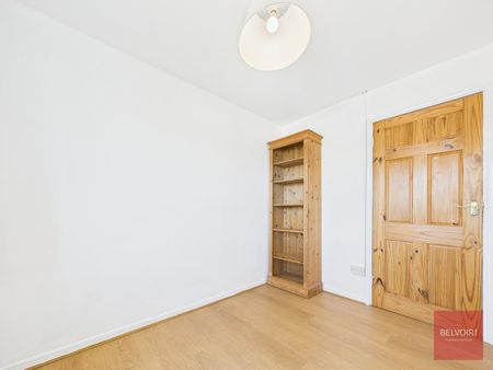 3 bedroom flat to rent - Photo 5