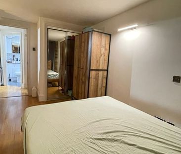 1 Bed Flat, Rotherhithe Street, SE16 - Photo 3