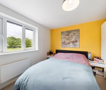 3 bedroom terraced house to rent - Photo 6