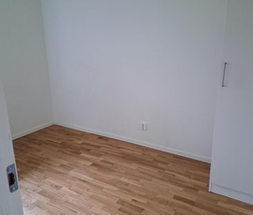 Södergatan, Vara - Foto 2