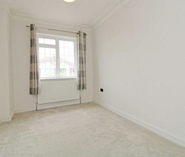 5 bedroom semi-detached house to rent - Photo 3