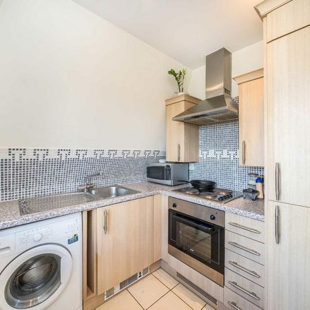 1 bedroom flat to rent - Photo 3