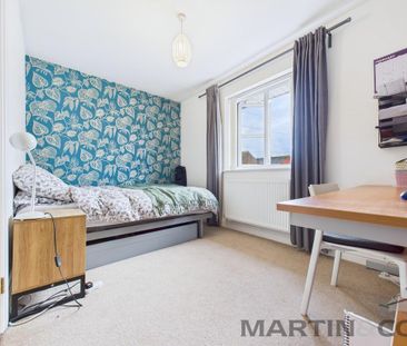 3 bedroom end of terrace house to rent - Photo 5