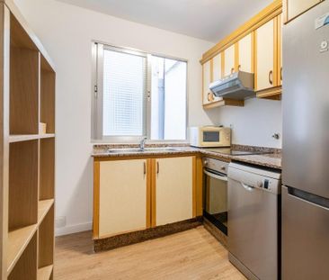 Carrer de Ramon de Rocafull, Valencia, Valencian Community 46011 - Photo 2