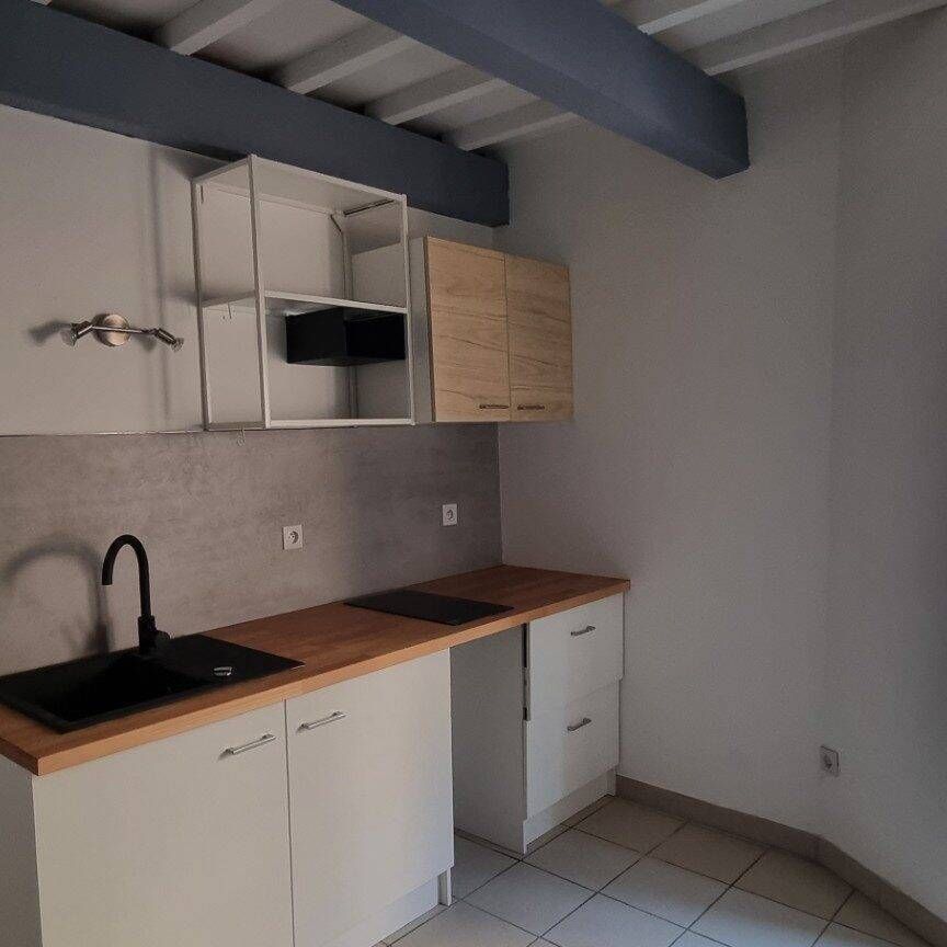 Location appartement 1 pièce 24 m² à Privas (07000) - Photo 1