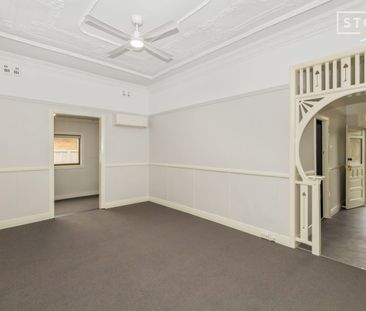 Newly Renovated 3-Bedroom Home - Photo 2