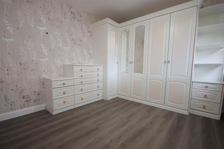 2 bedroom maisonette to rent - Photo 3