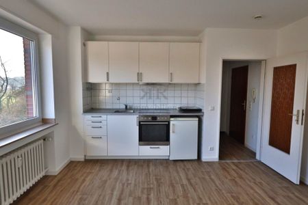 Schönes Apartment in einem ruhigen und gepflegten Mehrfamilienhaus mit einem modernen Bad. - Photo 5