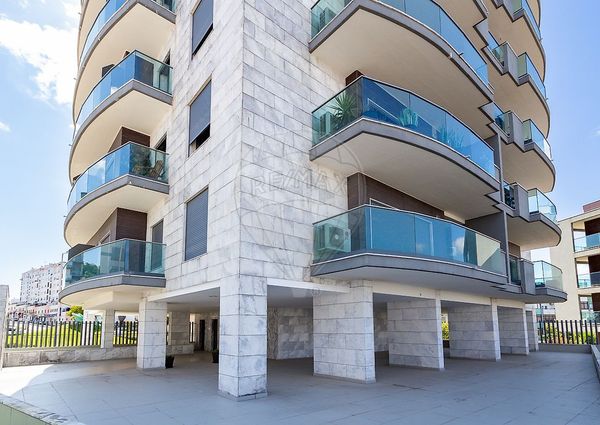 Apartamento T3 em Setúbal