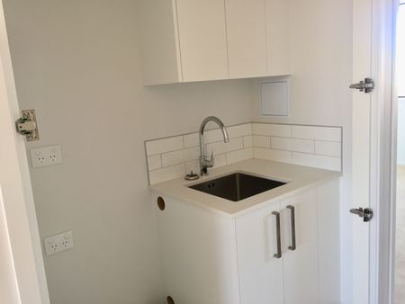 Pine Harbour Living - Photo 5