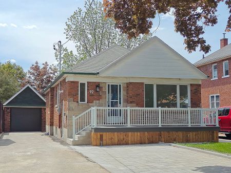 For Lease - 92 Cadillac Avenue Unit# Upper, Oshawa, Ontario - Photo 2