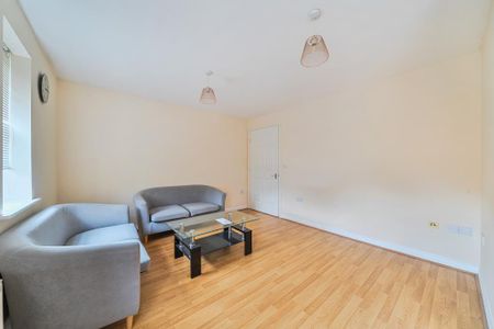2 bedroom flat to rent - Photo 4