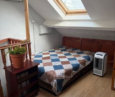 Room in a Shared House, Whites Avenue, IG2 - Photo 1