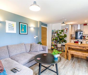 2 bedroom apartment to rent - Photo 2