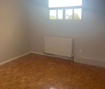 For Lease - 123 Bloor Street Unit# 307, Oshawa, Ontario - Photo 3