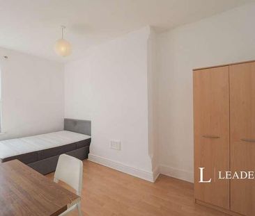Gedling Grove, NG7 - Photo 3