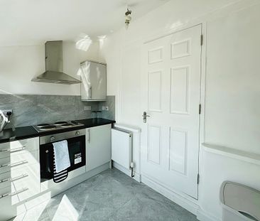 1 bed flat to rent in Salt Hill Drive, Slough, SL1 - Photo 6
