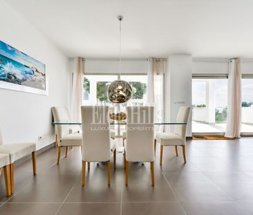 Stunning Luxury Villa for Rent - Photo 3