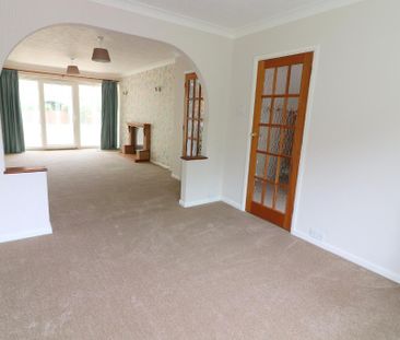 3 Bedroom Semi-Detached To Rent - Photo 3