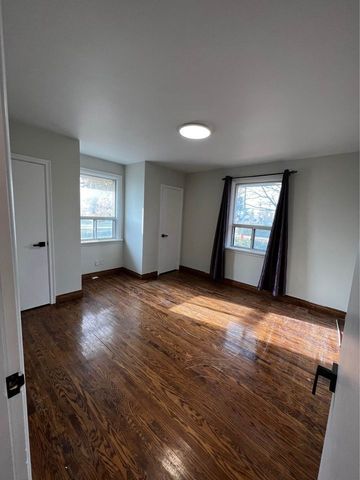 For Lease - 1 Mozart Avenue, Toronto, Ontario - Photo 2