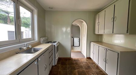 GREAT LOCATION! THREE BEDROOMS IN MERRILANDS - Photo 2