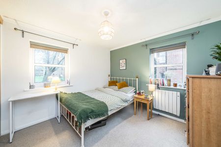 Riggindale Road, SW16, London - Photo 3