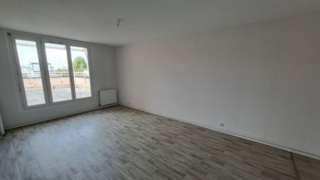 Location appartement T5 101.03m² à Betheny (51450) Loyer CC * : 752.04 € Réf : ER.09743 - Photo 3